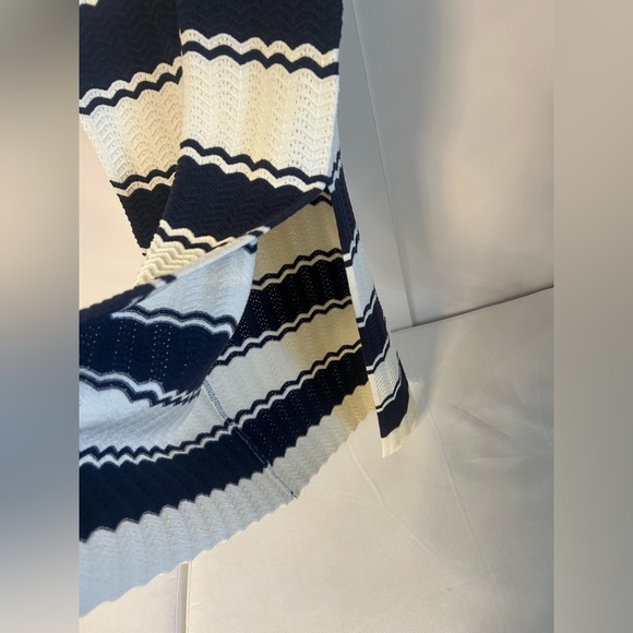 MABLE navy and off white cutout bodycon maxi dress - Picture 7 of 10